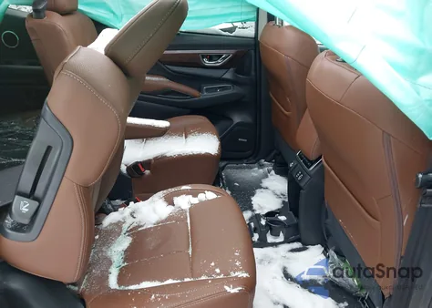 2024 Subaru Ascent Touring 7-Passenger z USA, uszkodzony, nr VIN 4S4WMAWD8R3423432